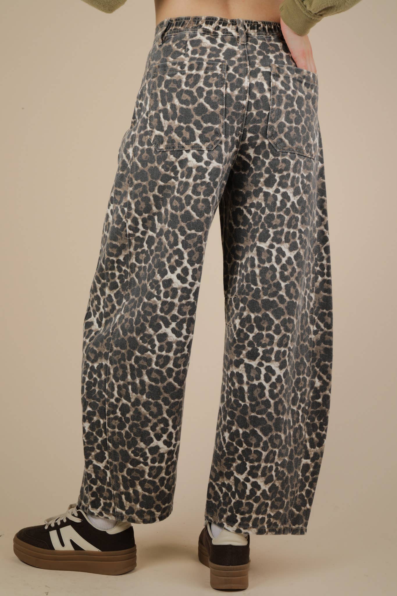 Mocha Leopard Printed Barrel Pants