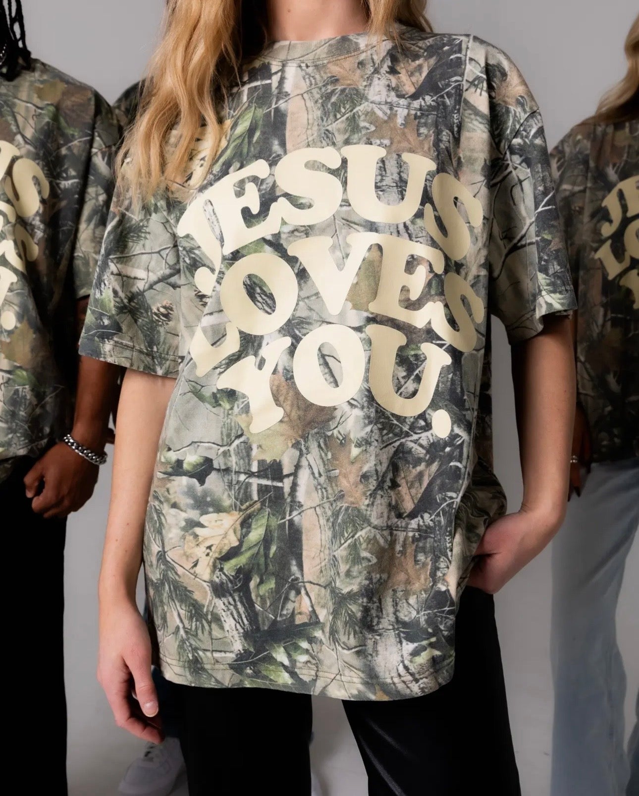 Camo Relaxed Jesus Tee