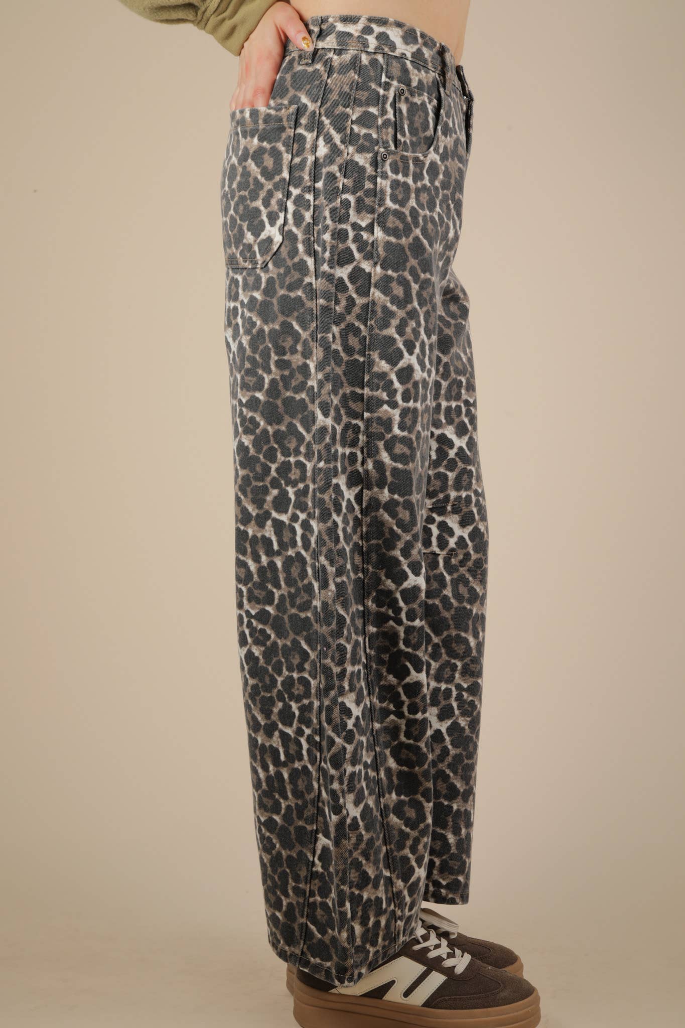 Mocha Leopard Printed Barrel Pants